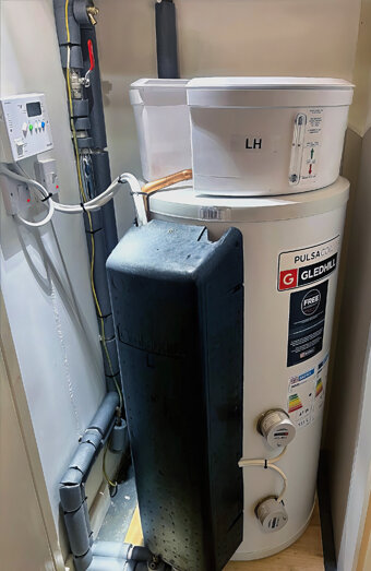 https://bayswaterhotwater.com.au/uploads/2025/06/electric-hot-water-system-70649.jpg