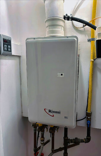 https://bayswaterhotwater.com.au/uploads/2025/06/hot-water-87450.jpg