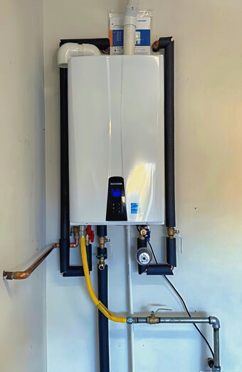 https://bayswaterhotwater.com.au/uploads/2025/06/instant-hot-water-systems-63860.jpg