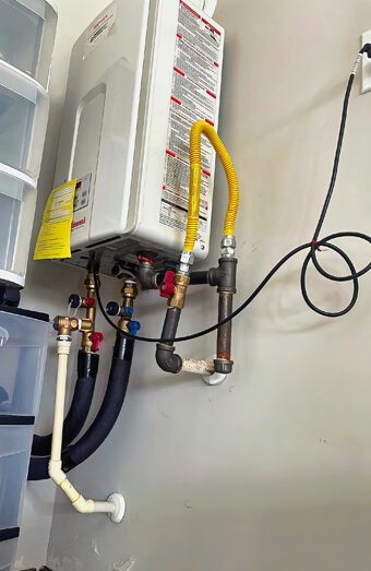 https://bayswaterhotwater.com.au/uploads/2025/06/instant-hot-water-systems-65049.jpg